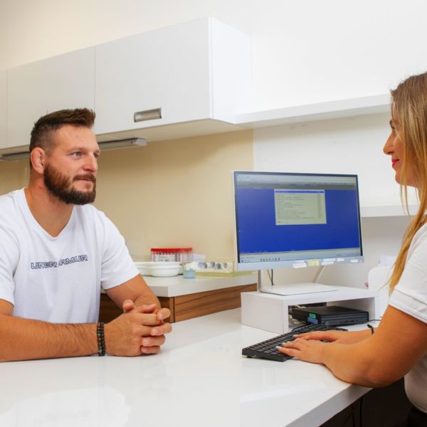 Movember, mužské zdraví a samovyšetření